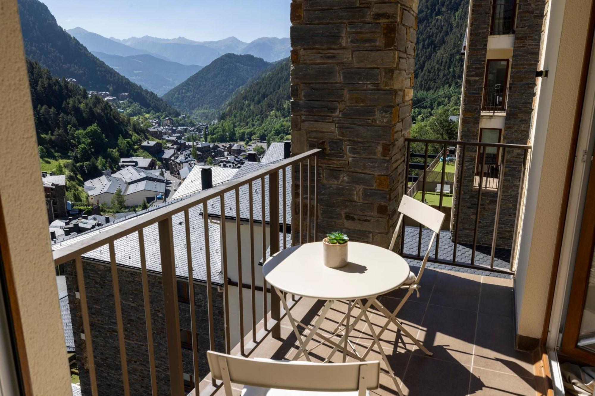 Iconic - A Pie De Pistas En 1 Minuto - Terraza Con Vistas Al Valle Arinsal - Parking Gratis L By Bonesvacances מראה חיצוני תמונה